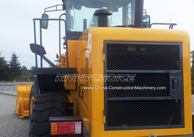 wheel loaders manufacturers