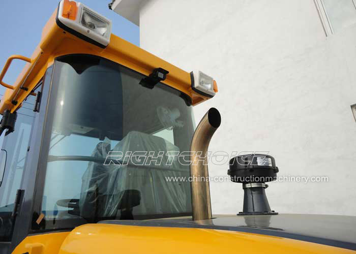 wheel loader manufacturer